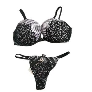 NWOT Victoria Secret Scandalous 36D Bra & NWT VS Scandalous M Panty Set
